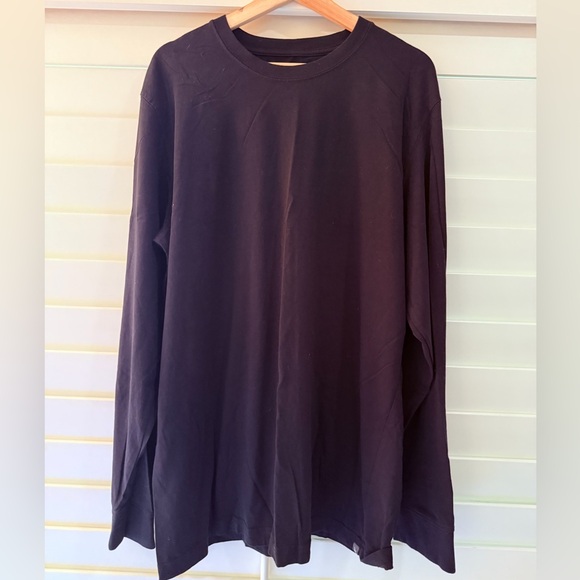 Eddie Bauer Men's Dark Long Sleeve Tee