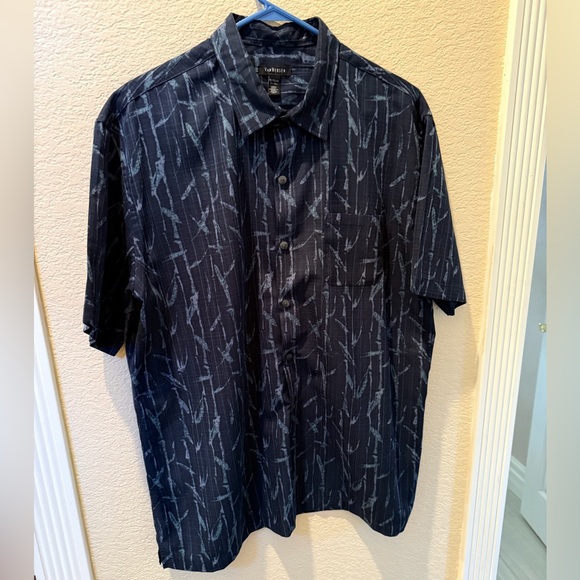Van Heusen Men's Dark Blue Patterned Button Down Shirt