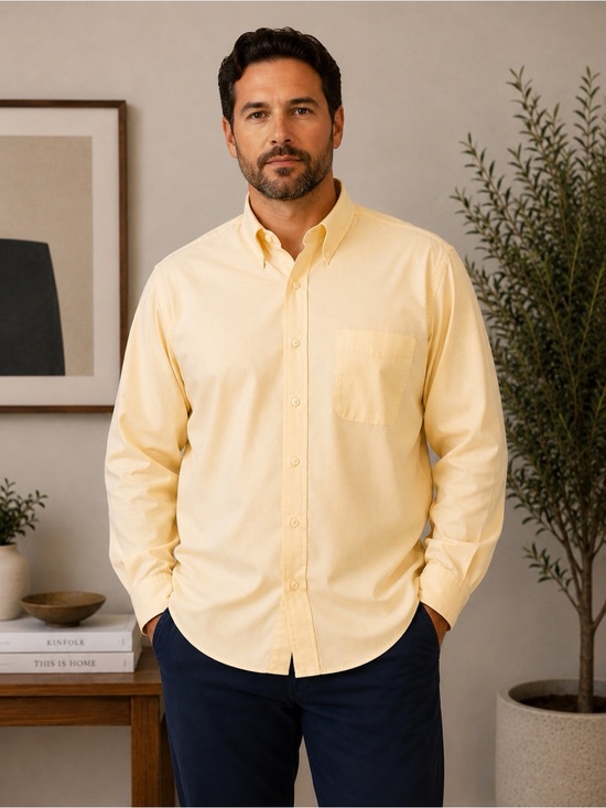 Izod Men's Button-Down Shirt in Pale Yellow